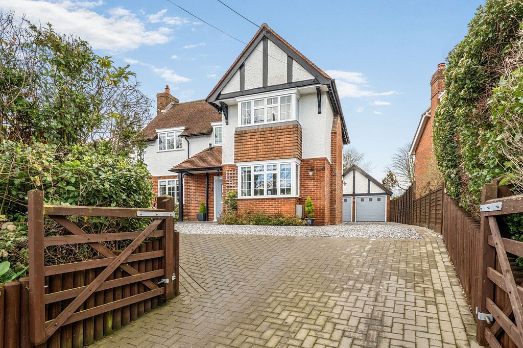 Property photo 1 of 40