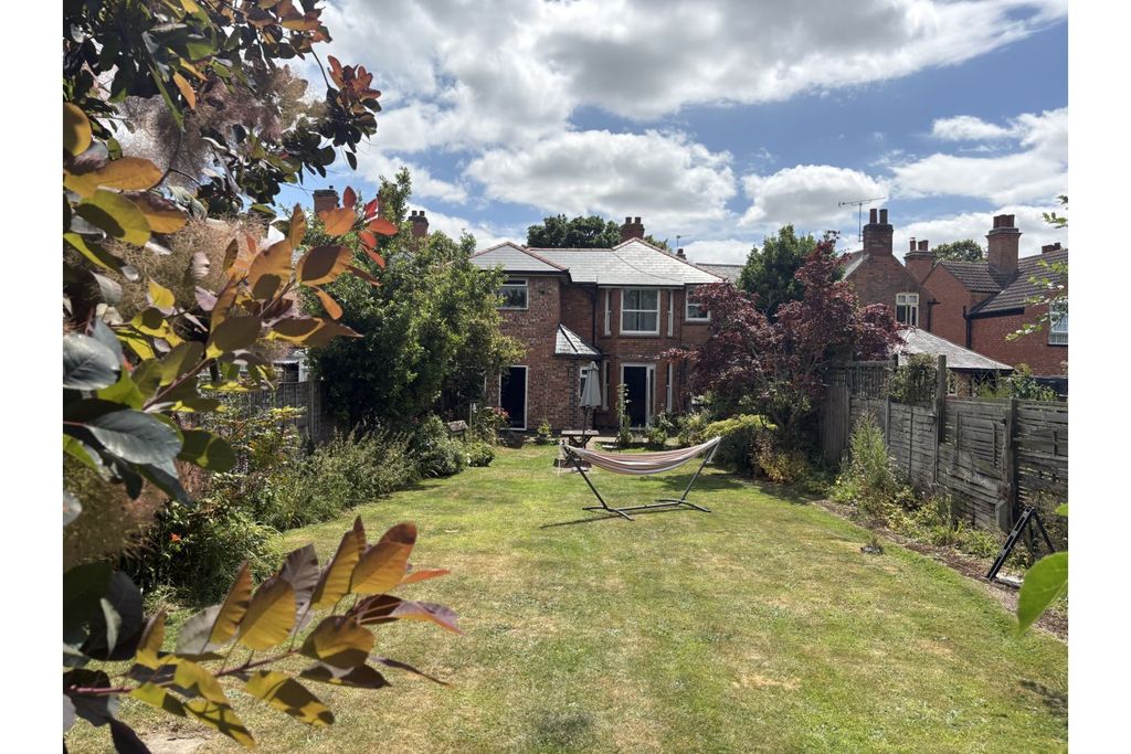 Property photo 2 of 19