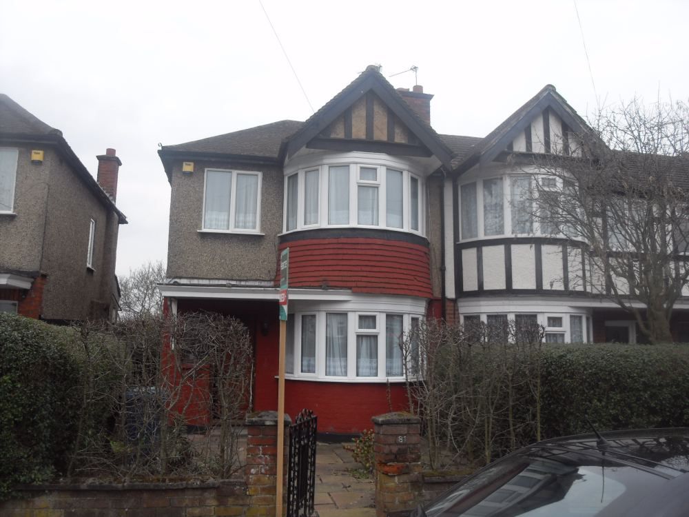 Property photo 1 of 6 3 Bedroom End Of Terrace House For Rent In Rayners Lane