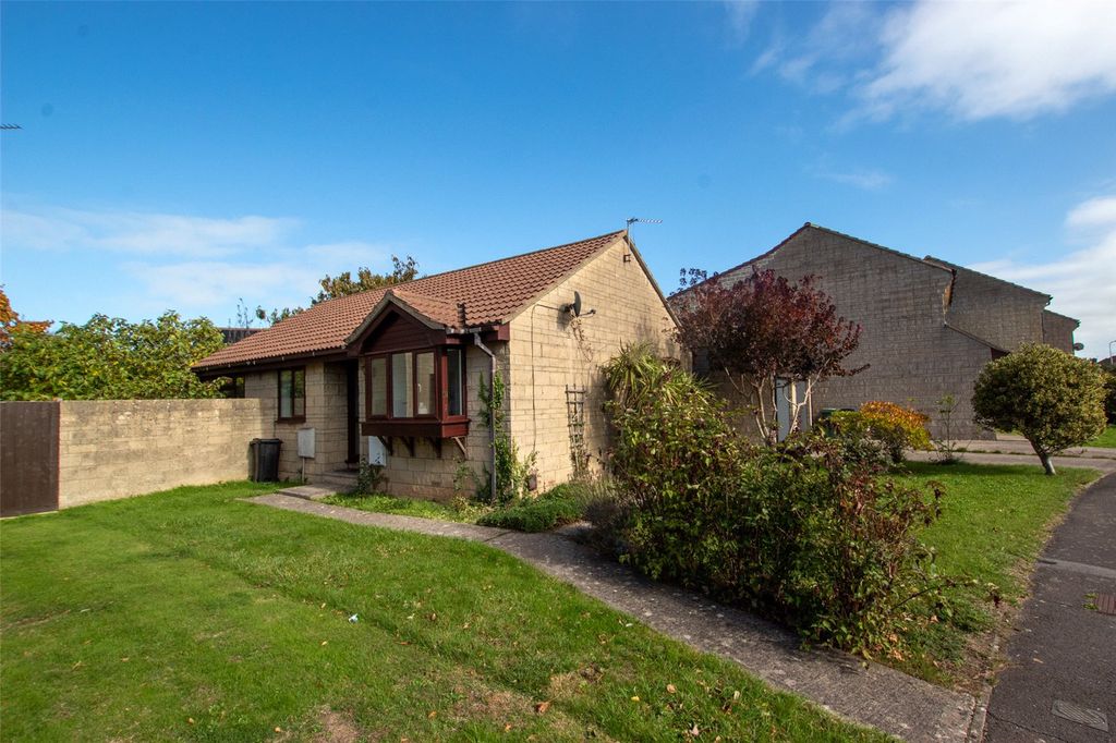 Property photo 2 of 21 Picture No. 35