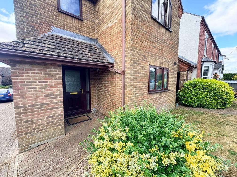 Property photo 1 of 12