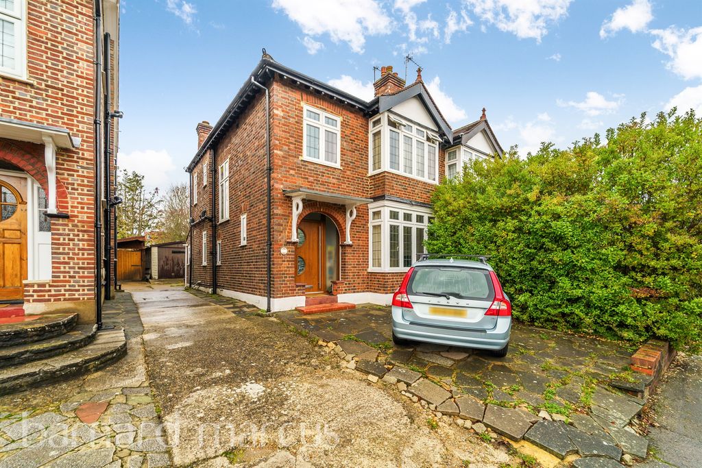 Property photo 1 of 14
