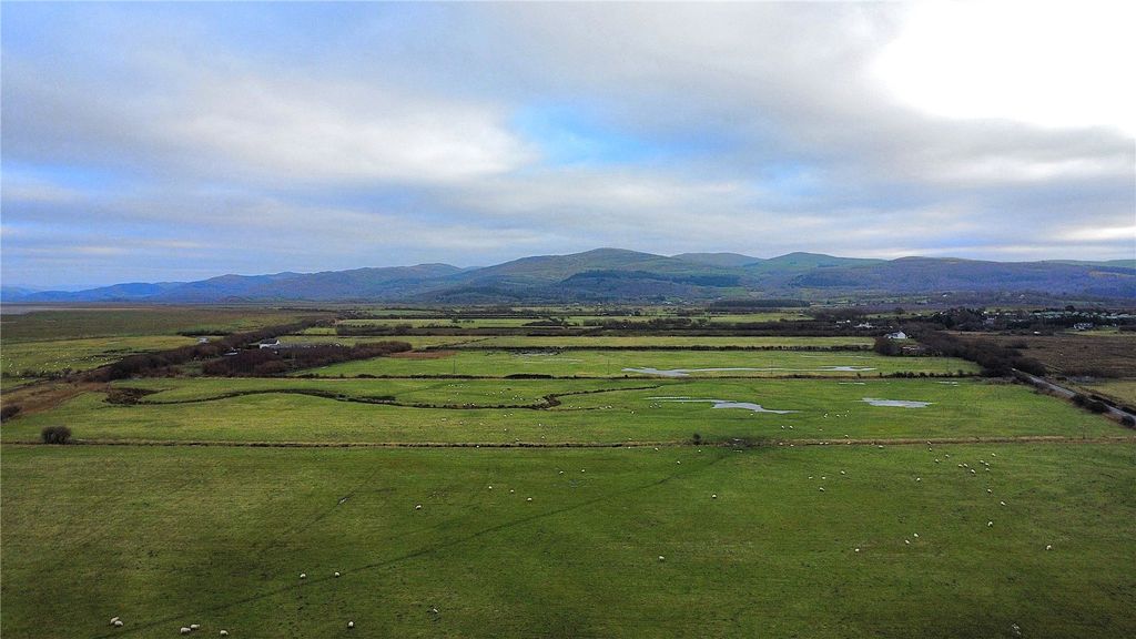 Property photo 2 of 4 Picture No. 06