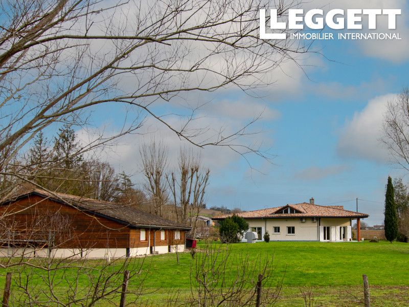 Property photo 2 of 10