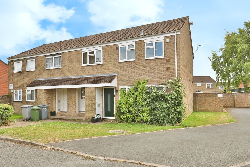 Property photo 1 of 17