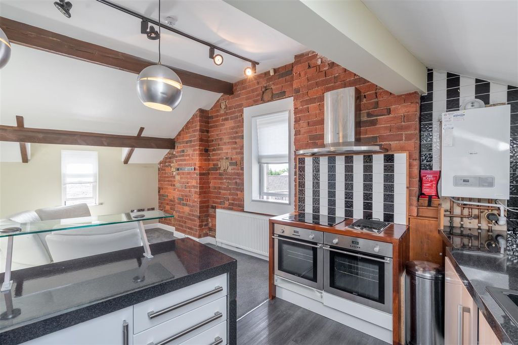 Property photo 2 of 16 _A7R5866-Hdr.Jpg