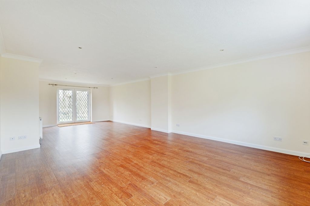Property photo 3 of 18 86631_Ash Cottage...