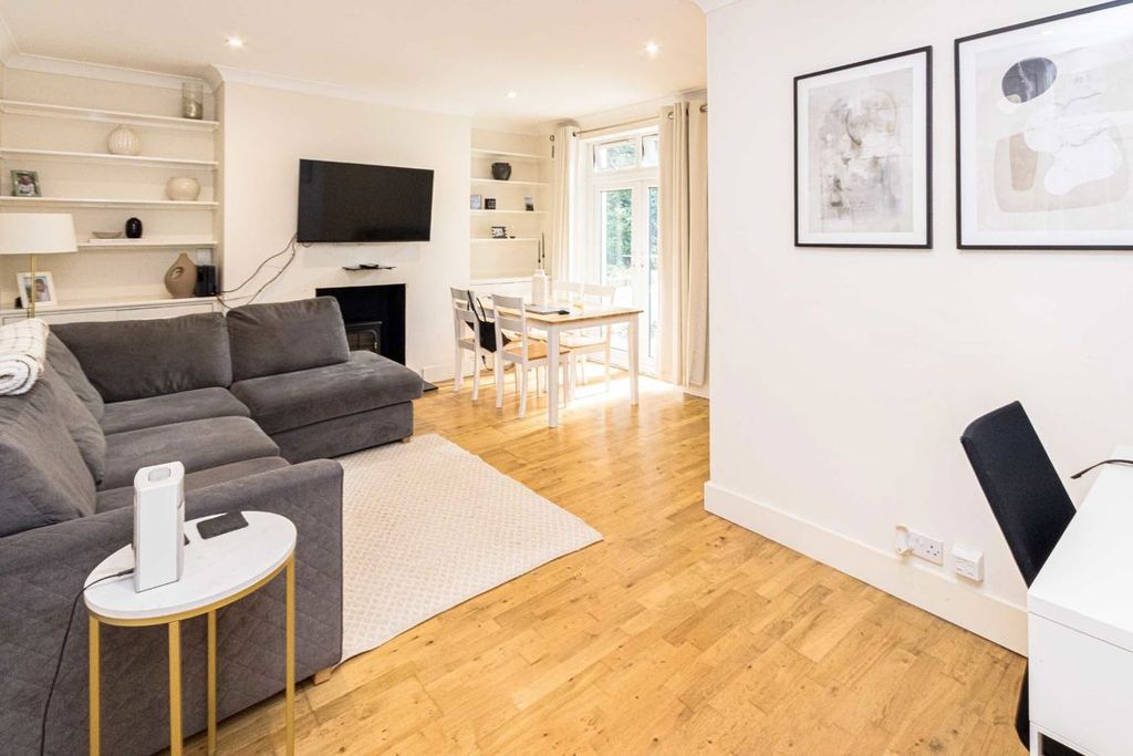 Property photo 2 of 5