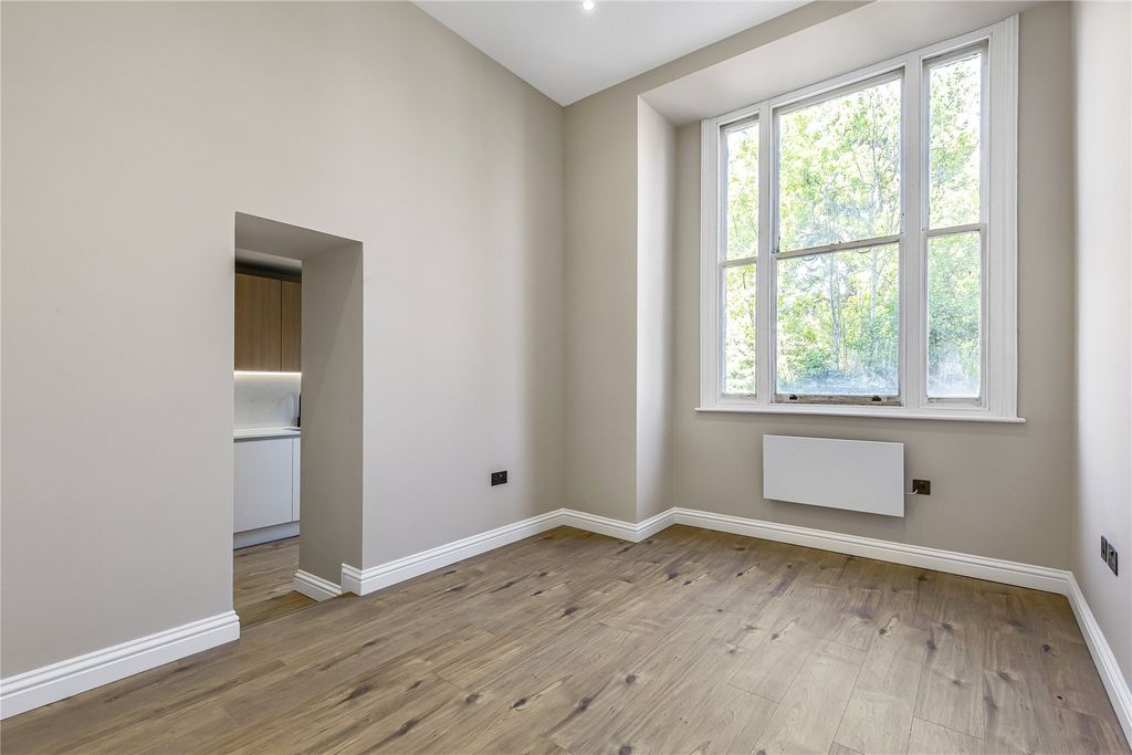 Property photo 2 of 12 Picture No. 09