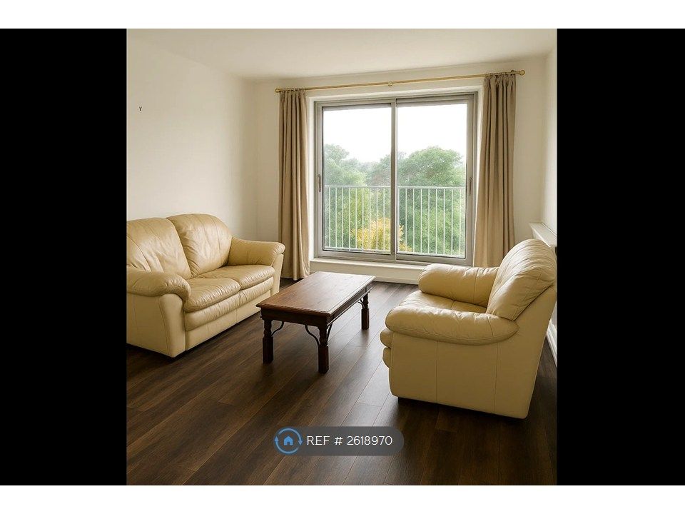 Property photo 1 of 9 Living Room W Beautiful View, Refreshed Decoration