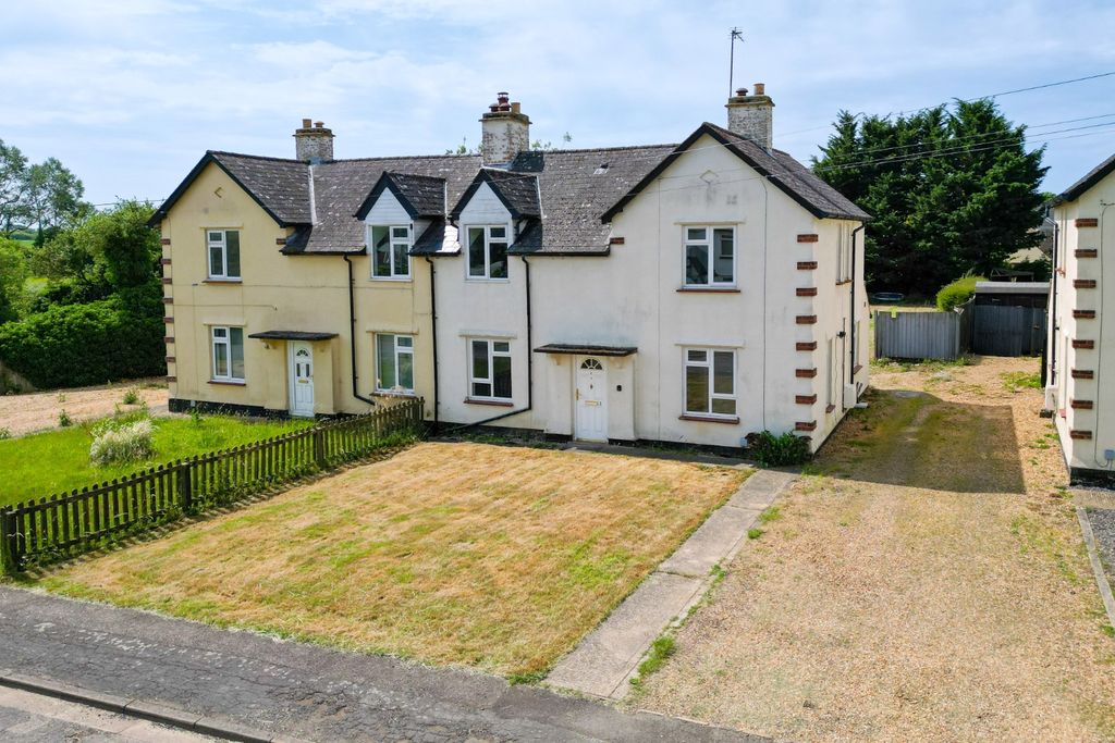 Property photo 1 of 17 4293670