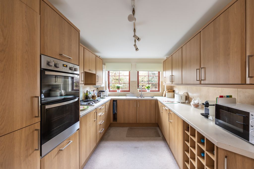 Property photo 3 of 24 Property Image 3