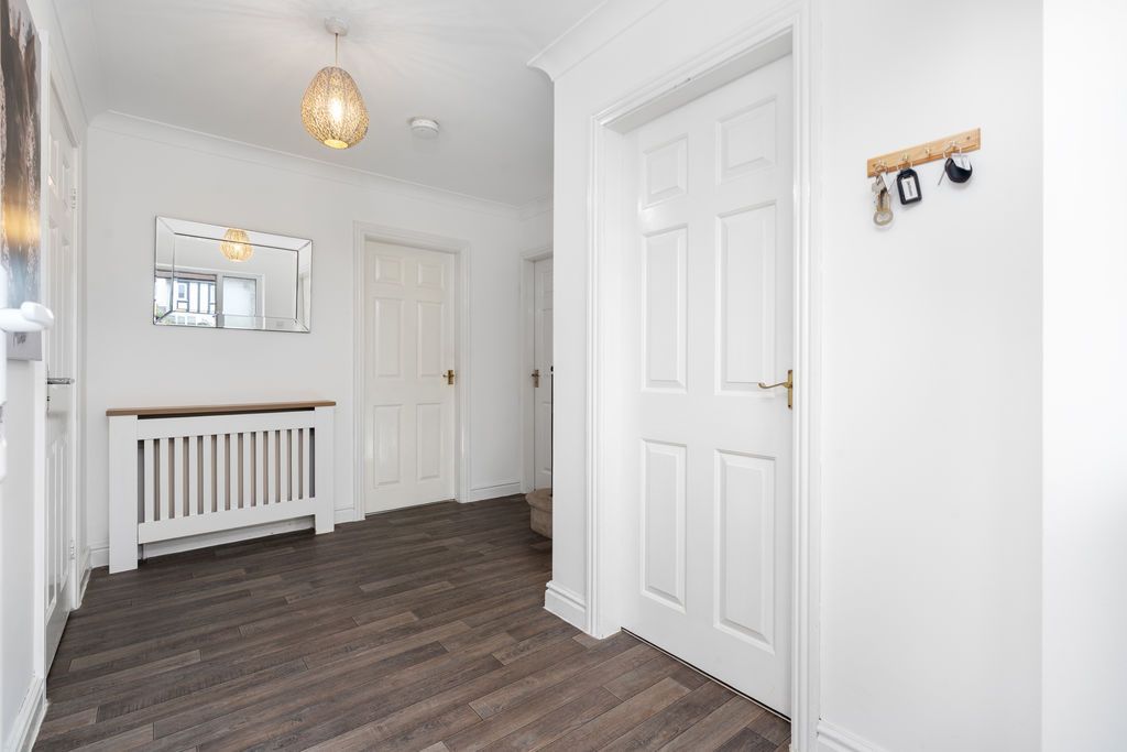 Property photo 3 of 28 25A Whitebridge Road