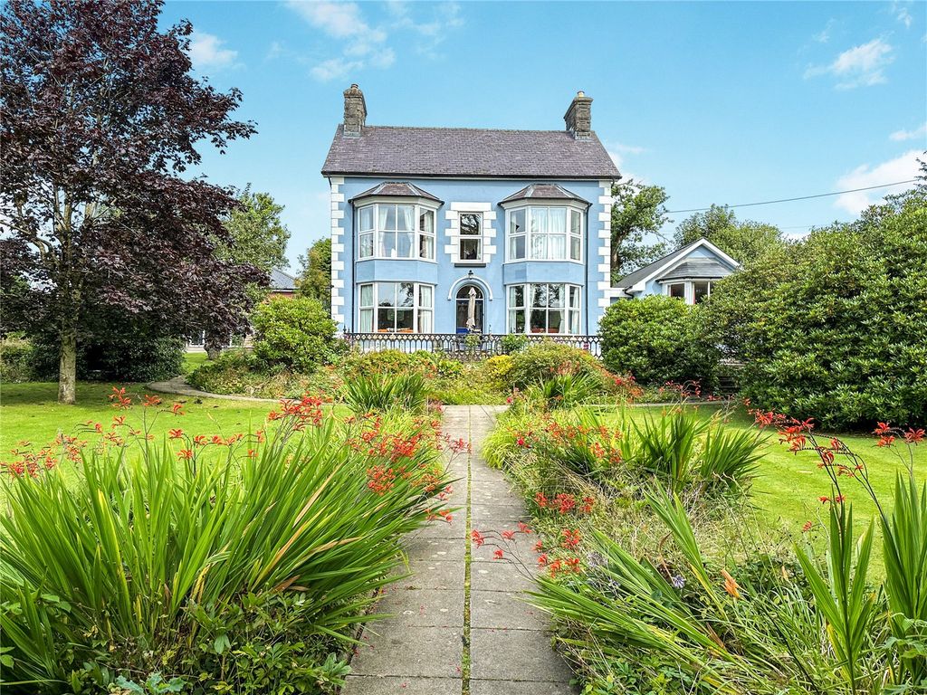 Property photo 1 of 33 Picture No. 43