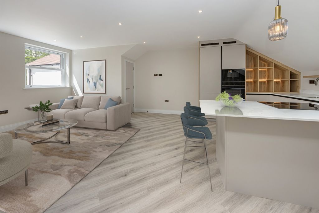 Property photo 1 of 19 Photo 15