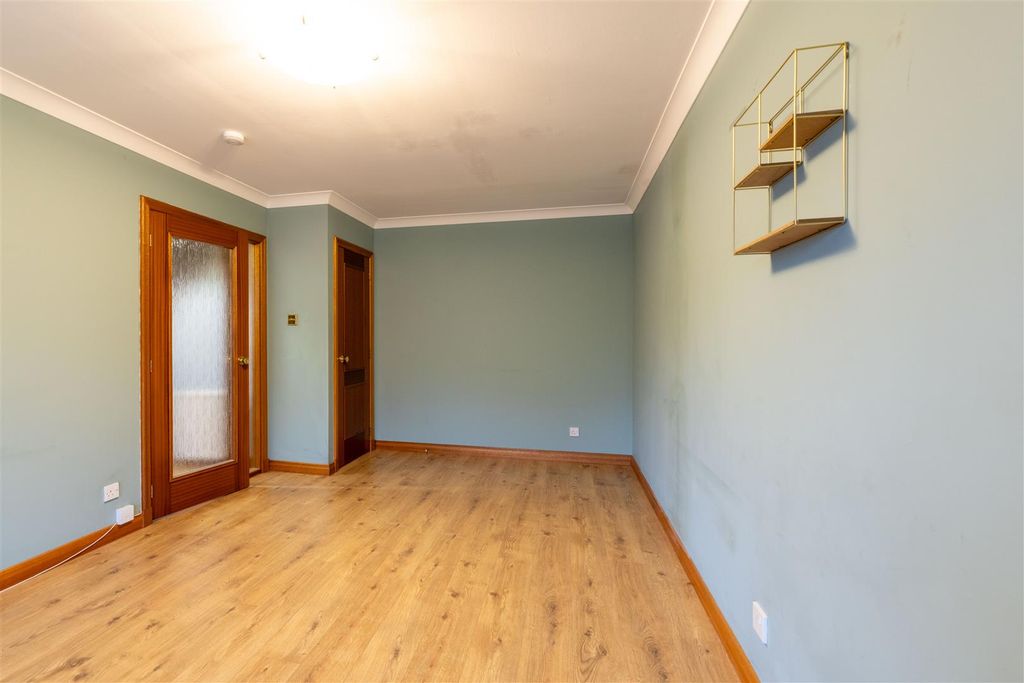 Property photo 3 of 16 S3.Jpg