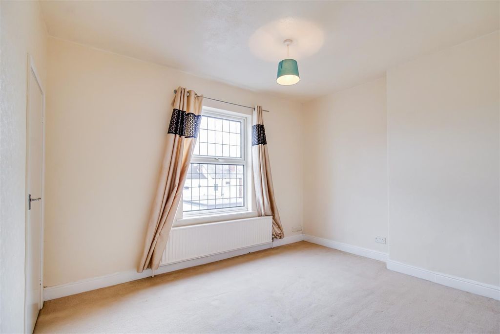 Property photo 3 of 6 Bedroom One