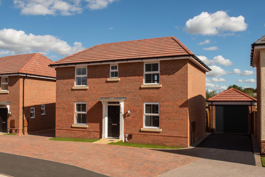 Property photo 1 of 10 External View Of Detached Family Home