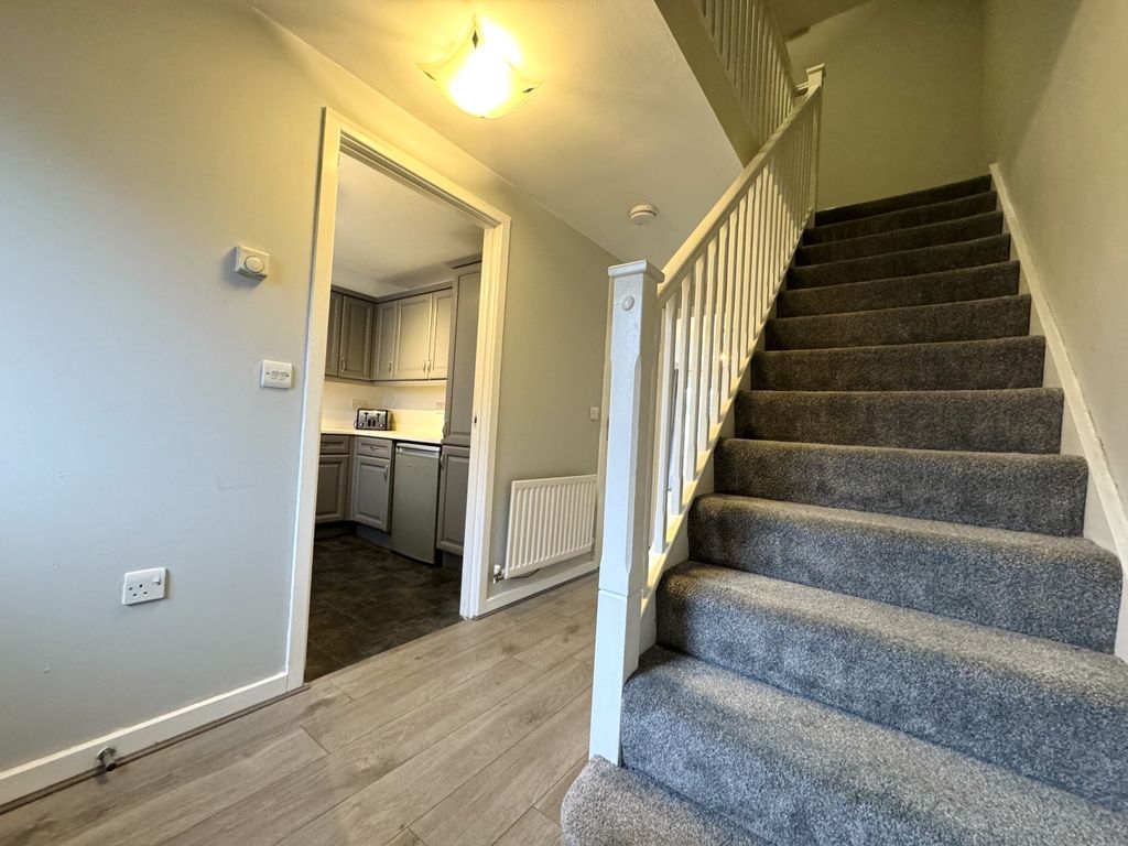 Property photo 3 of 18 Img_3943