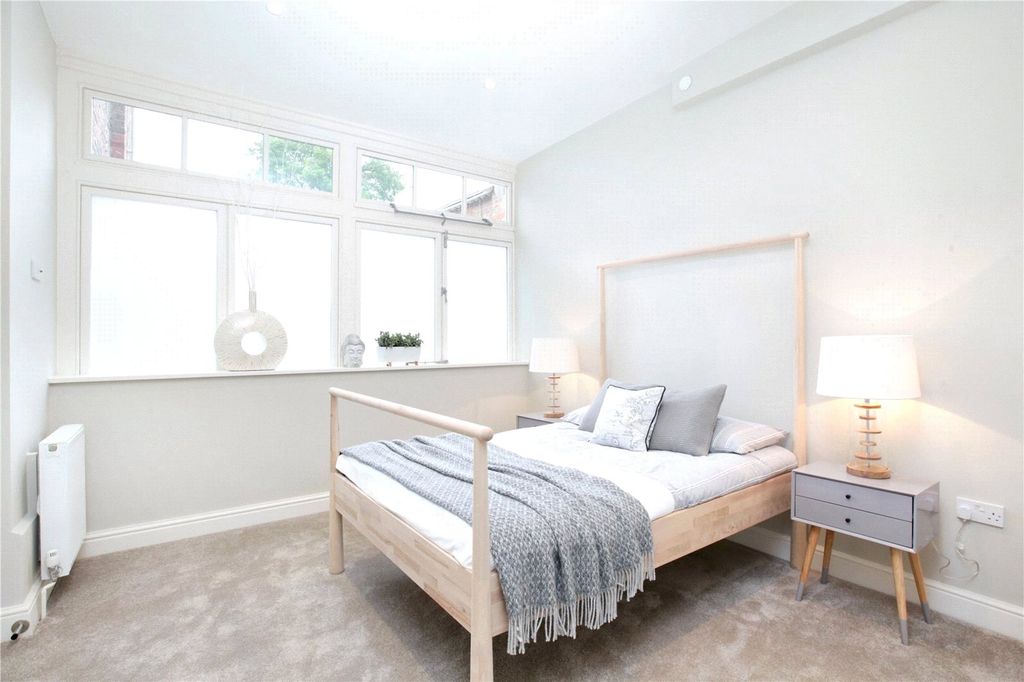 Additional image 12 of 3 bed flat to rentStratton House, 61 High West Street, Dorchester, Dorset DT1