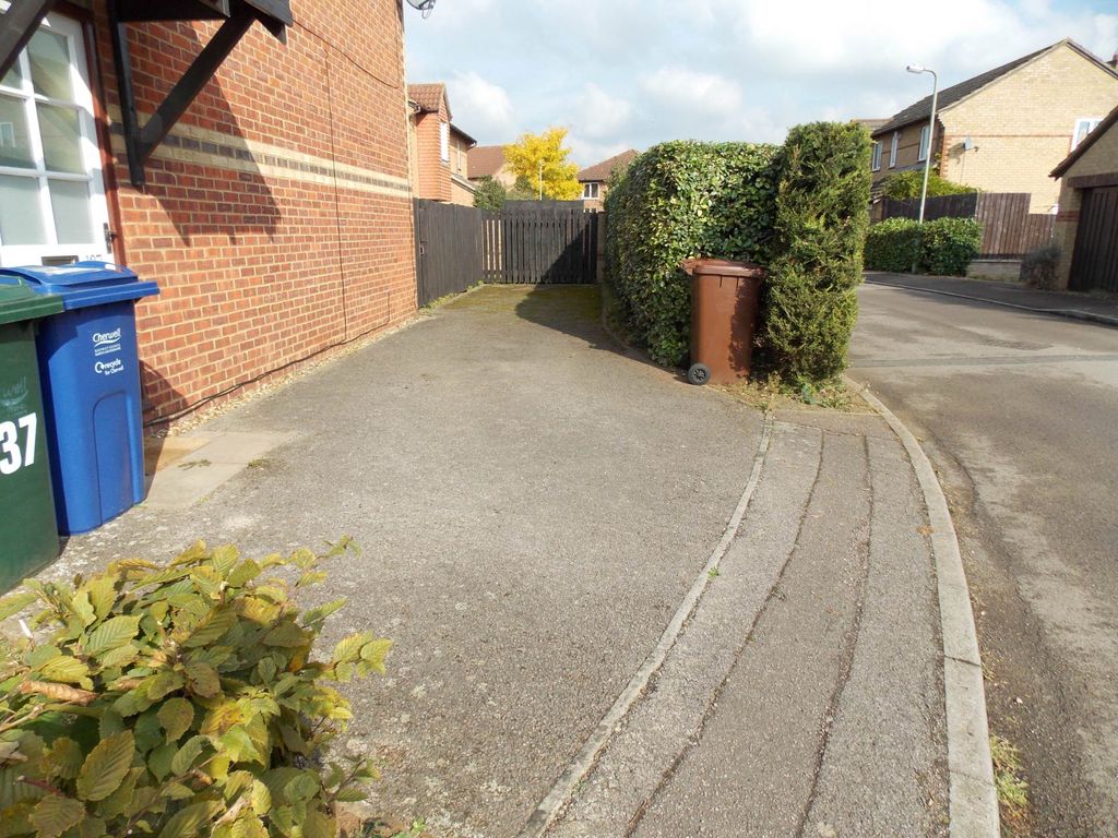 Property photo 2 of 9