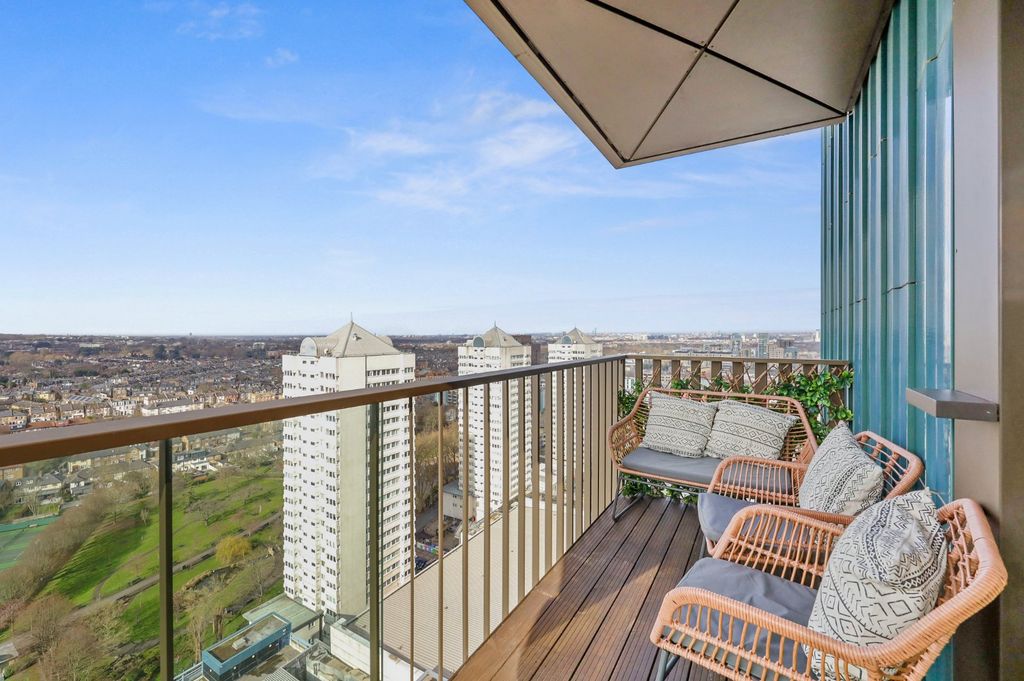 Property photo 3 of 28