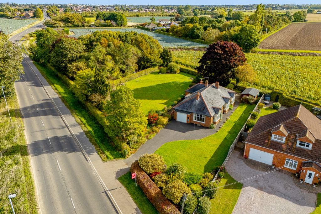 Property photo 1 of 31 Southwood (Frampton)-4