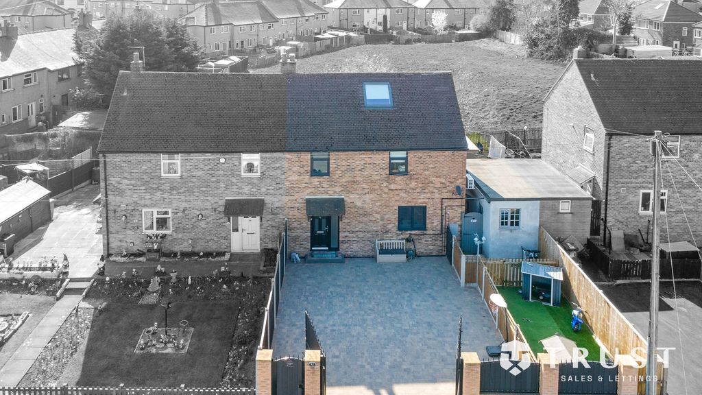 Property photo 1 of 45