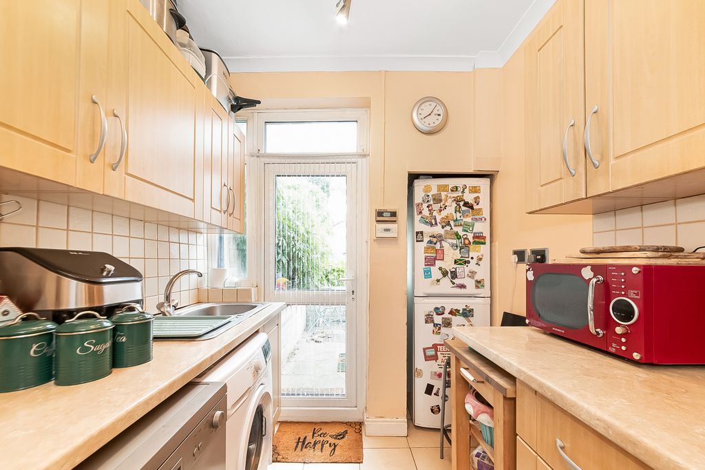 Property photo 3 of 15 Picture No. 08