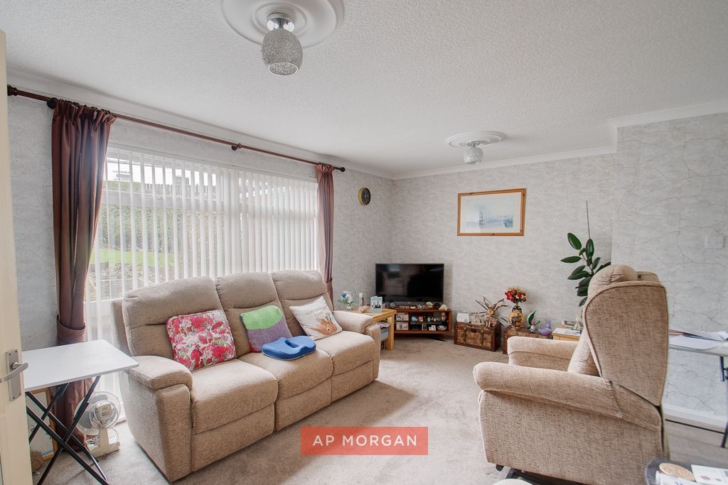 Property photo 3 of 12 Picture No. 06