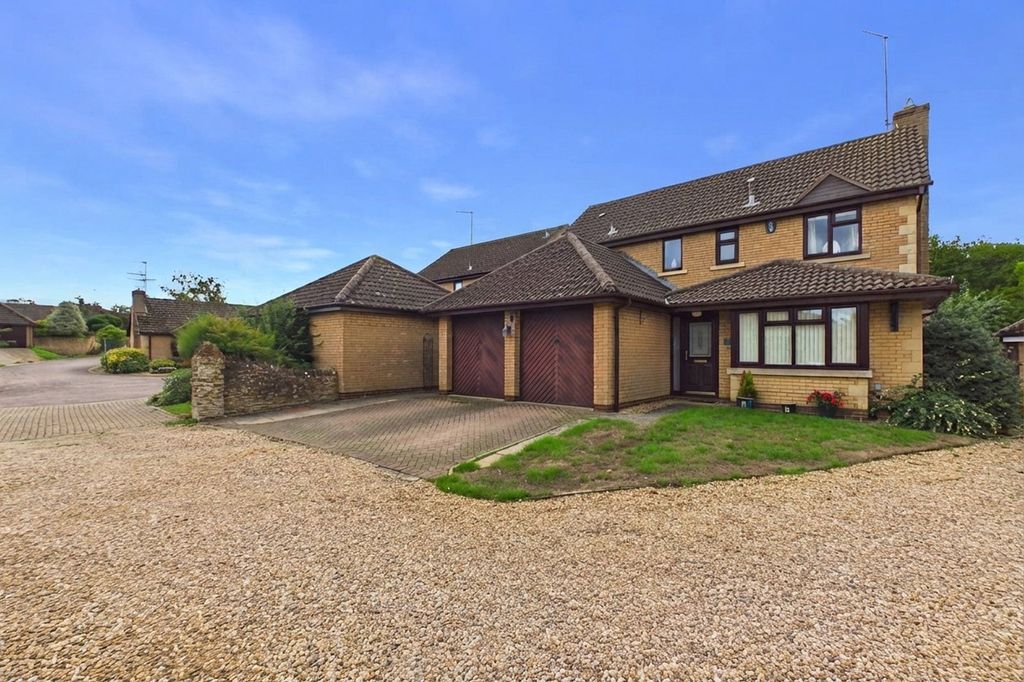 Property photo 1 of 21