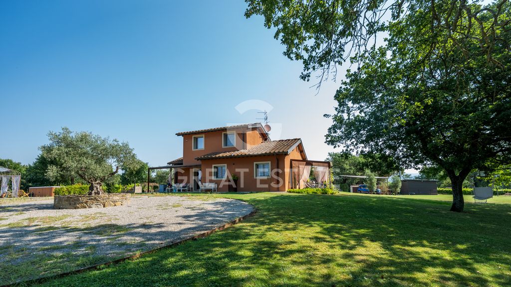 Property photo 1 of 87 Exteriors