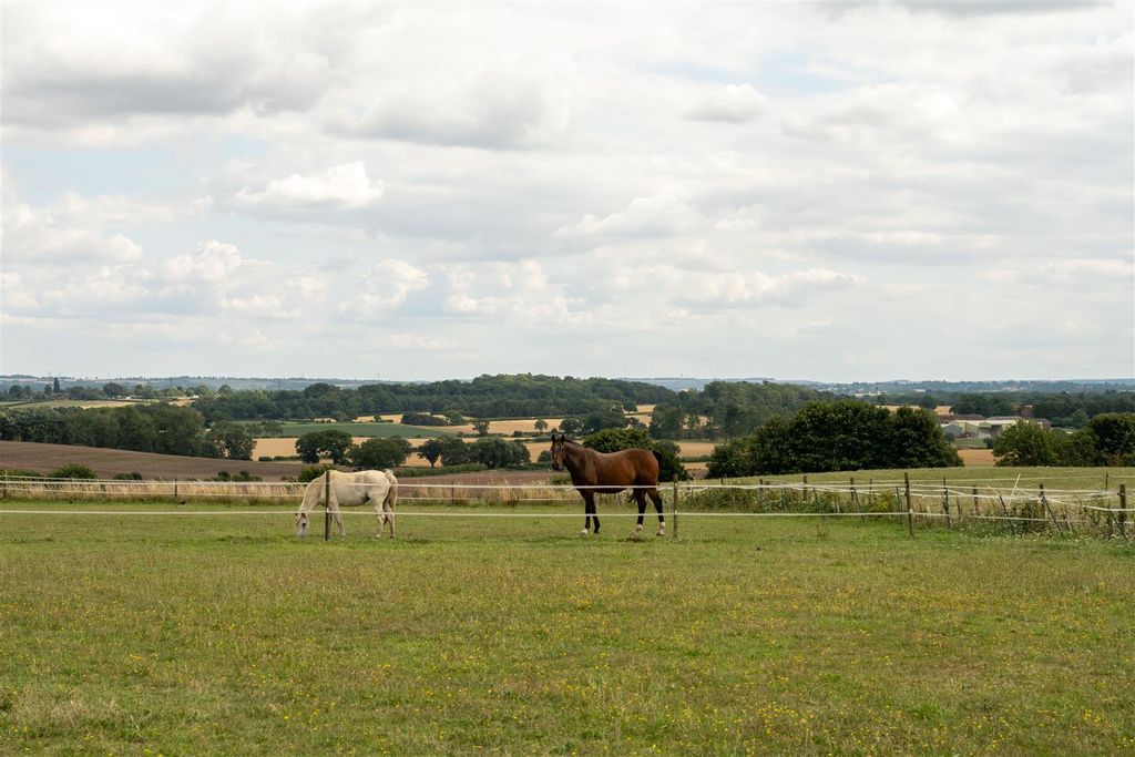 Property photo 2 of 39 The Forge, Lidlington-67.Jpg