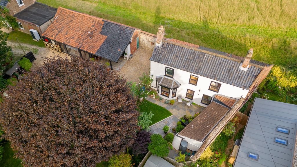 Property photo 1 of 29