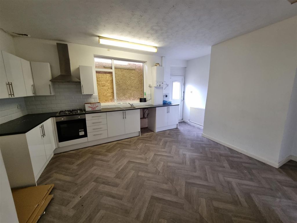 Property photo 2 of 12 Image004 (2).Jpg