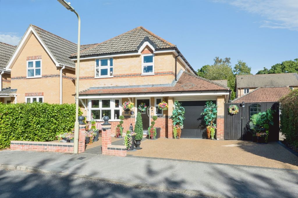 Property photo 1 of 22