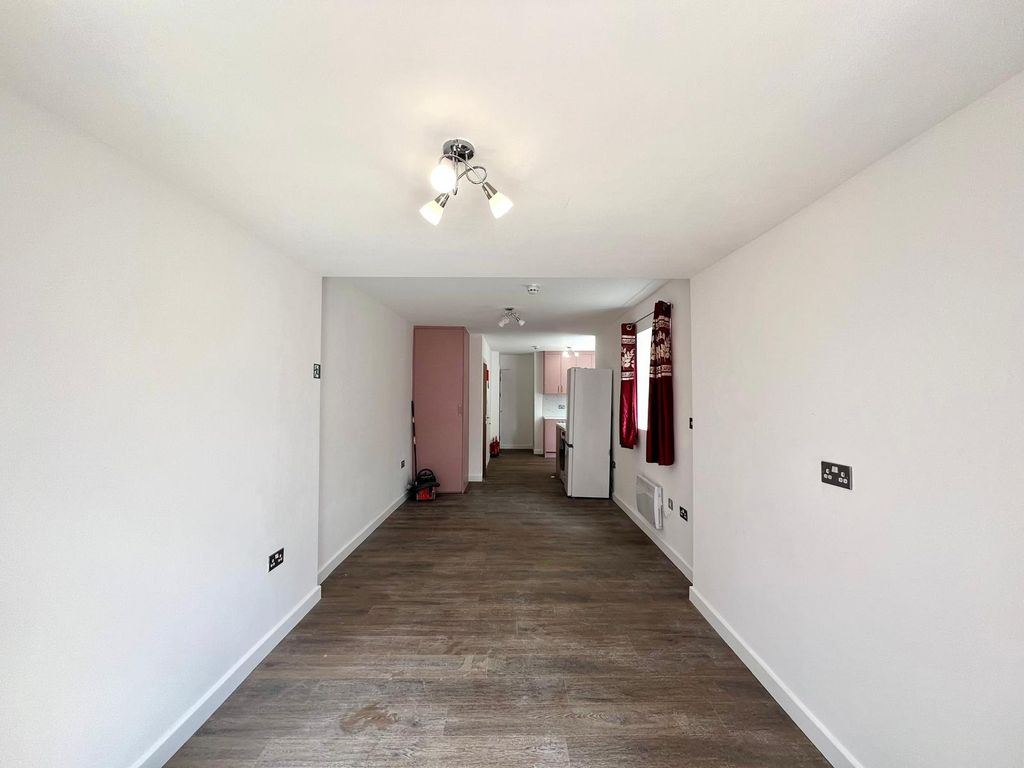 Property photo 1 of 31