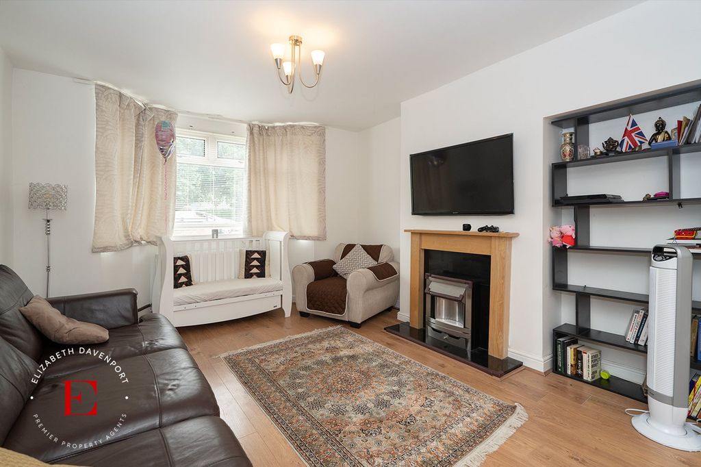 Property photo 2 of 19