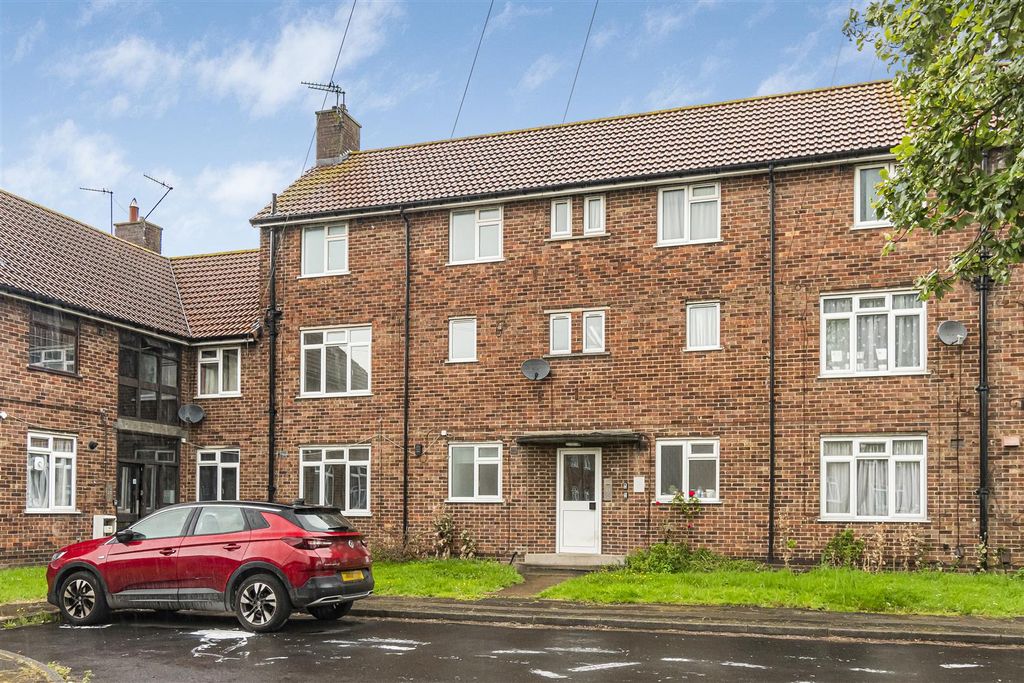 Property photo 1 of 7 Dsc_2639A.Jpg