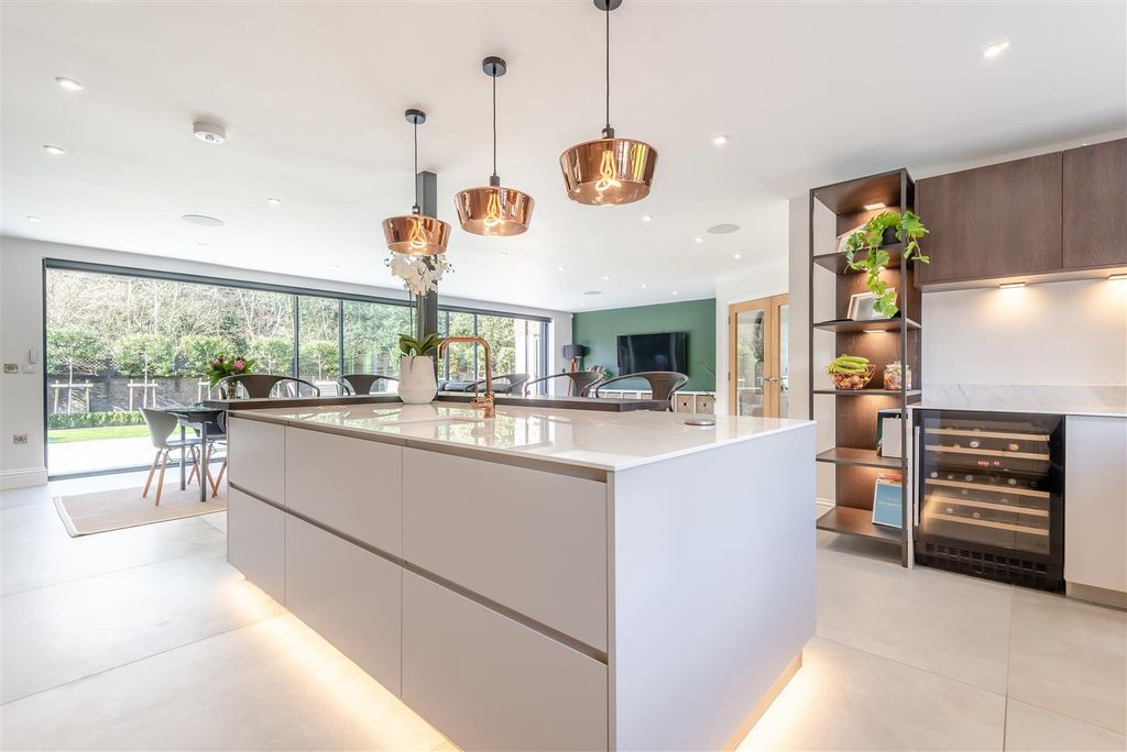 Additional image 6 of 7 bed detached house for saleThe Moorlands, Four Oaks Estate B74