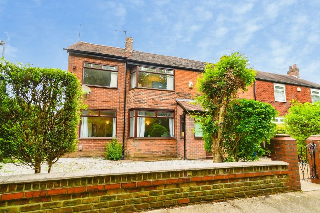 Property photo 1 of 15 External