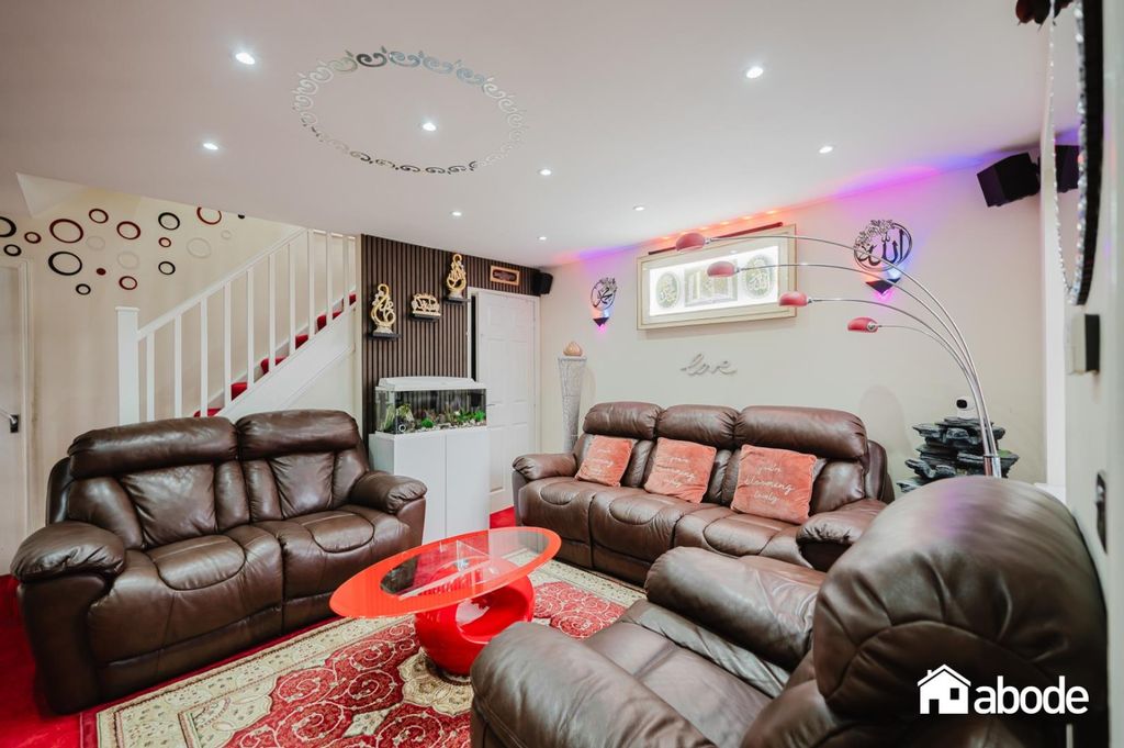 Property photo 3 of 28 Dsc02646-Hdr.Jpg