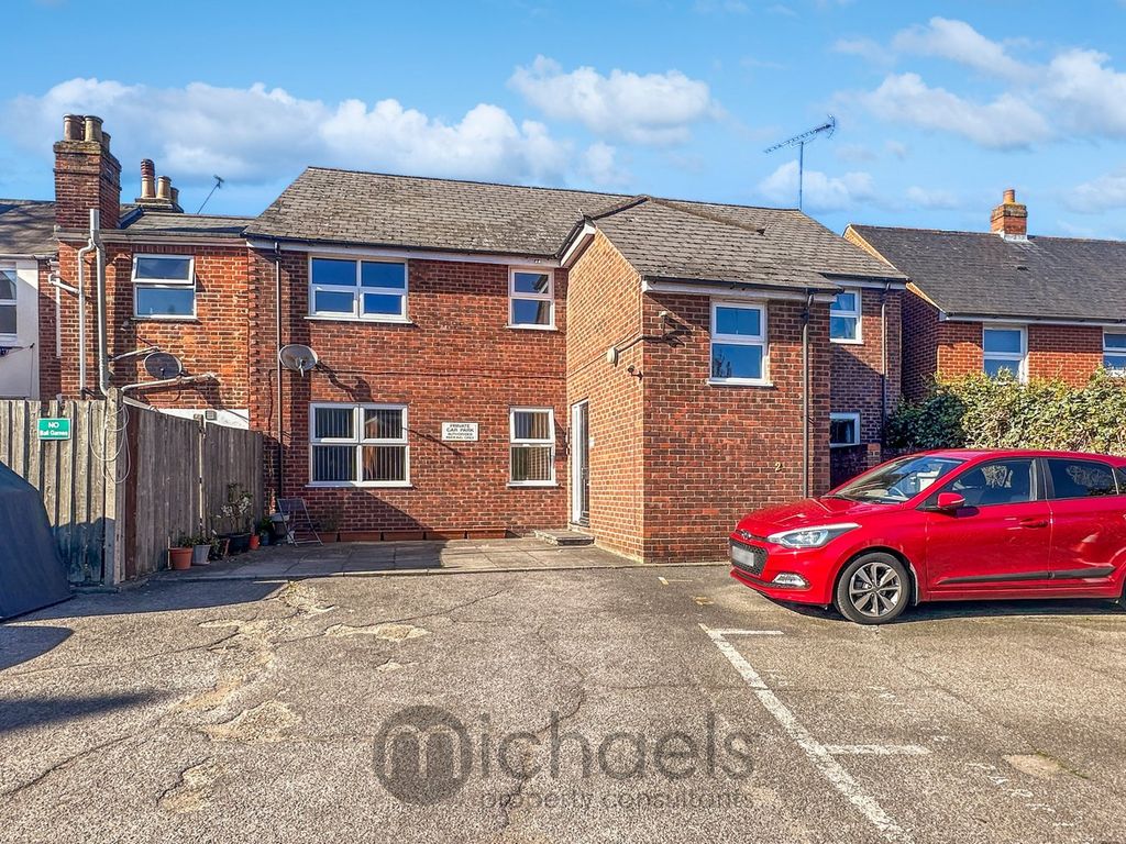 Property photo 1 of 10