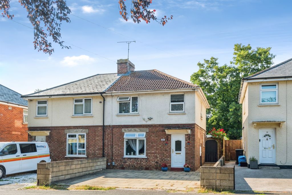 Property photo 1 of 17
