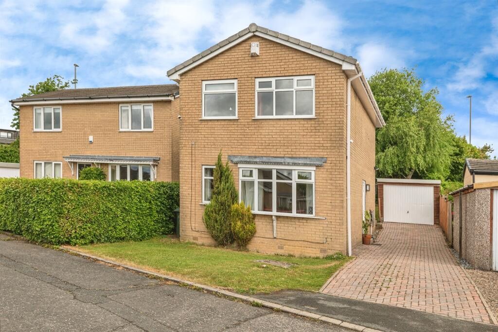 Property photo 1 of 18