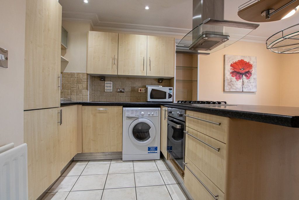 Property photo 2 of 12 Img_3032