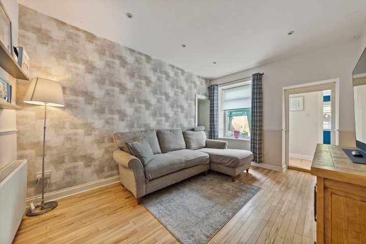 Property photo 2 of 24