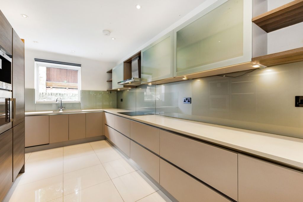 Property photo 1 of 20 98232_2 Royal Geo...