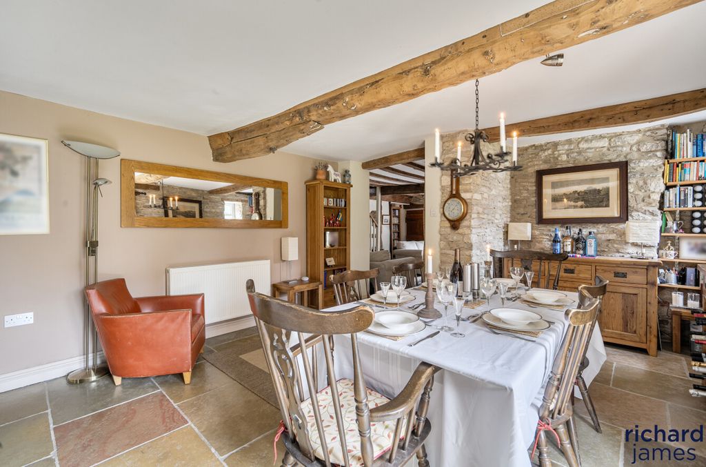 Property photo 3 of 20 B2044E6356034E418Bd0A1A1B20B54Ea