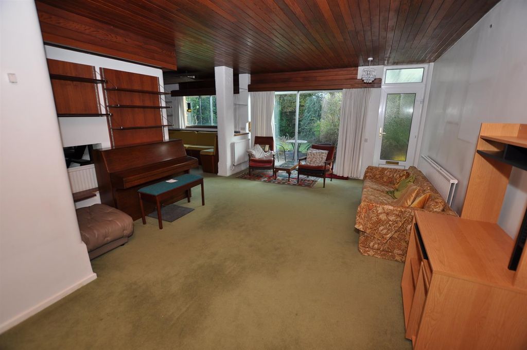 Property photo 3 of 21 Reception Room/ Sitting Room